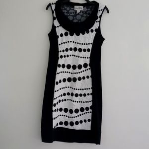 USED JOSEPH RIBKOFF SMALL TURTLE NECK BLACK/WHITE POLKA DOT PANEL FRONT SIZE 12